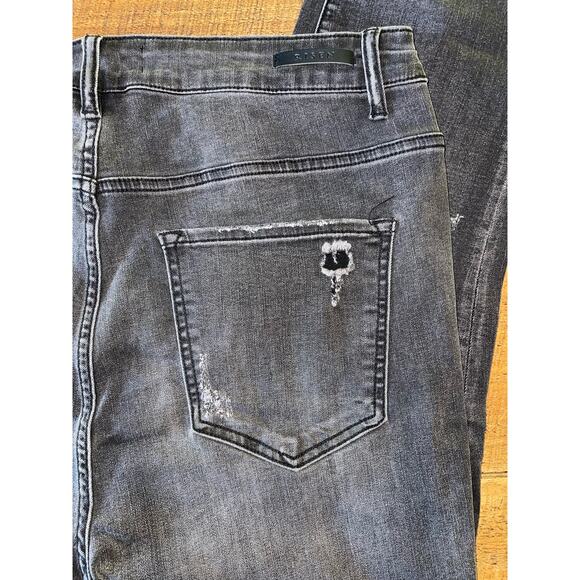 Womens Risen Black Distressed Stretchy Skinny Jeans Pockets Size 2X - Picture 9 of 11